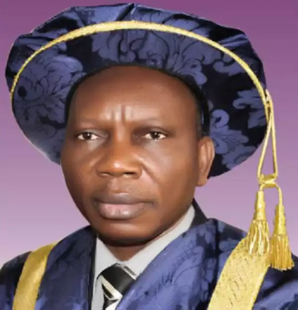 BREAKING: FUTA staff protest arrest of VC by EFCC